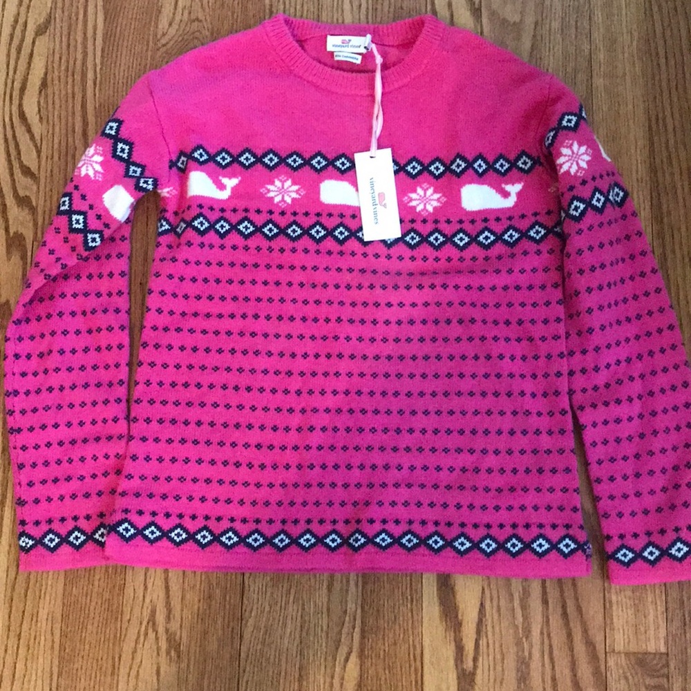 NEVER WORN WITH TAGS vineyard vines sweater